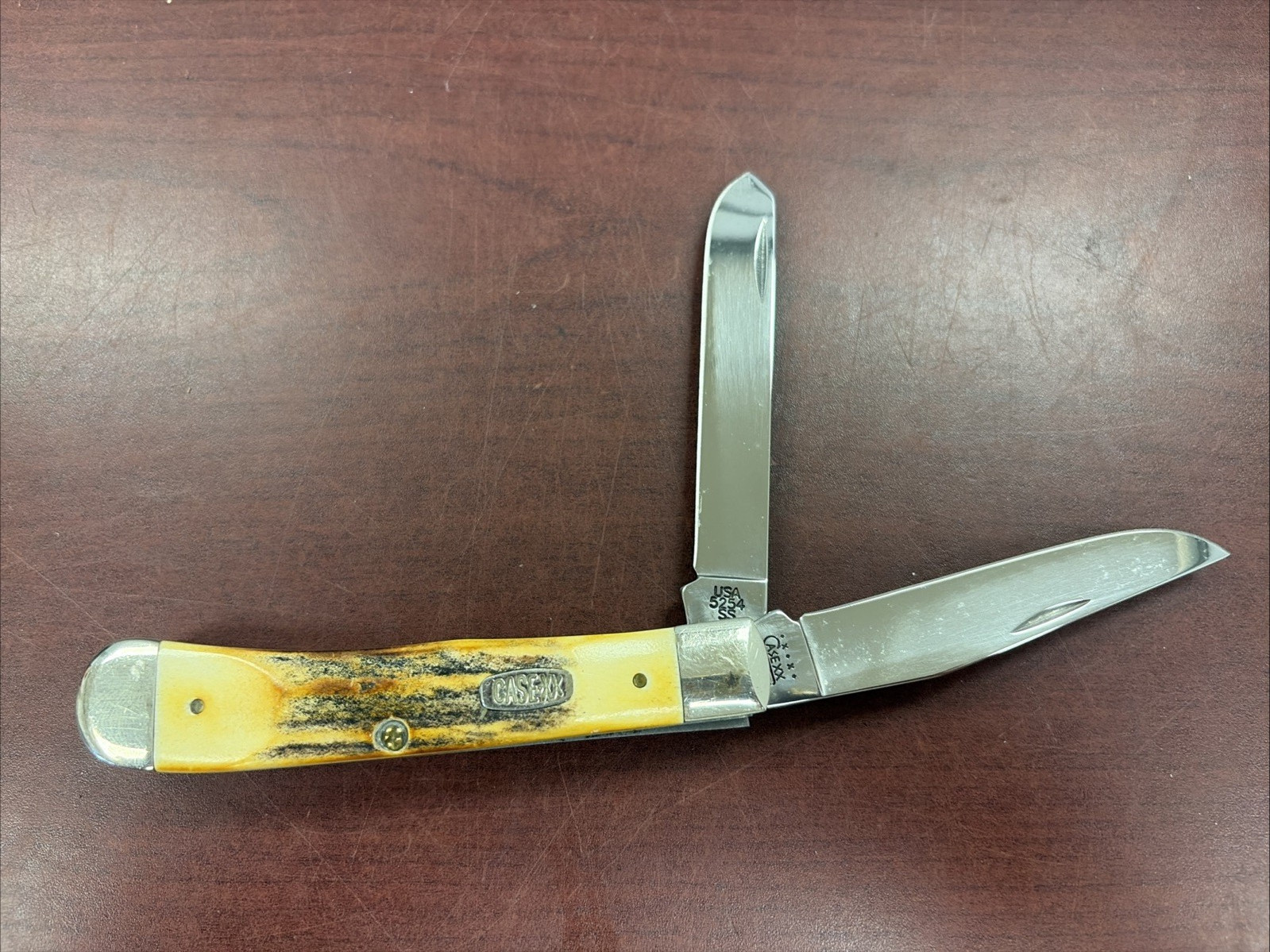 Case XX 5254 SS Trapper Knife With Stag Handle. Year 2000. Used Lightly.