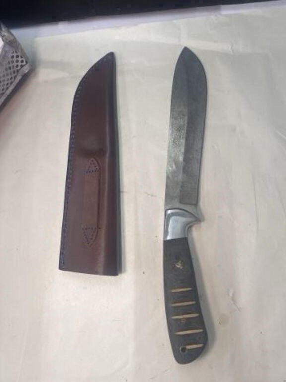 Handmade Custom Drop Point Hunting Knife – Over 5in Blade – Sheath Included