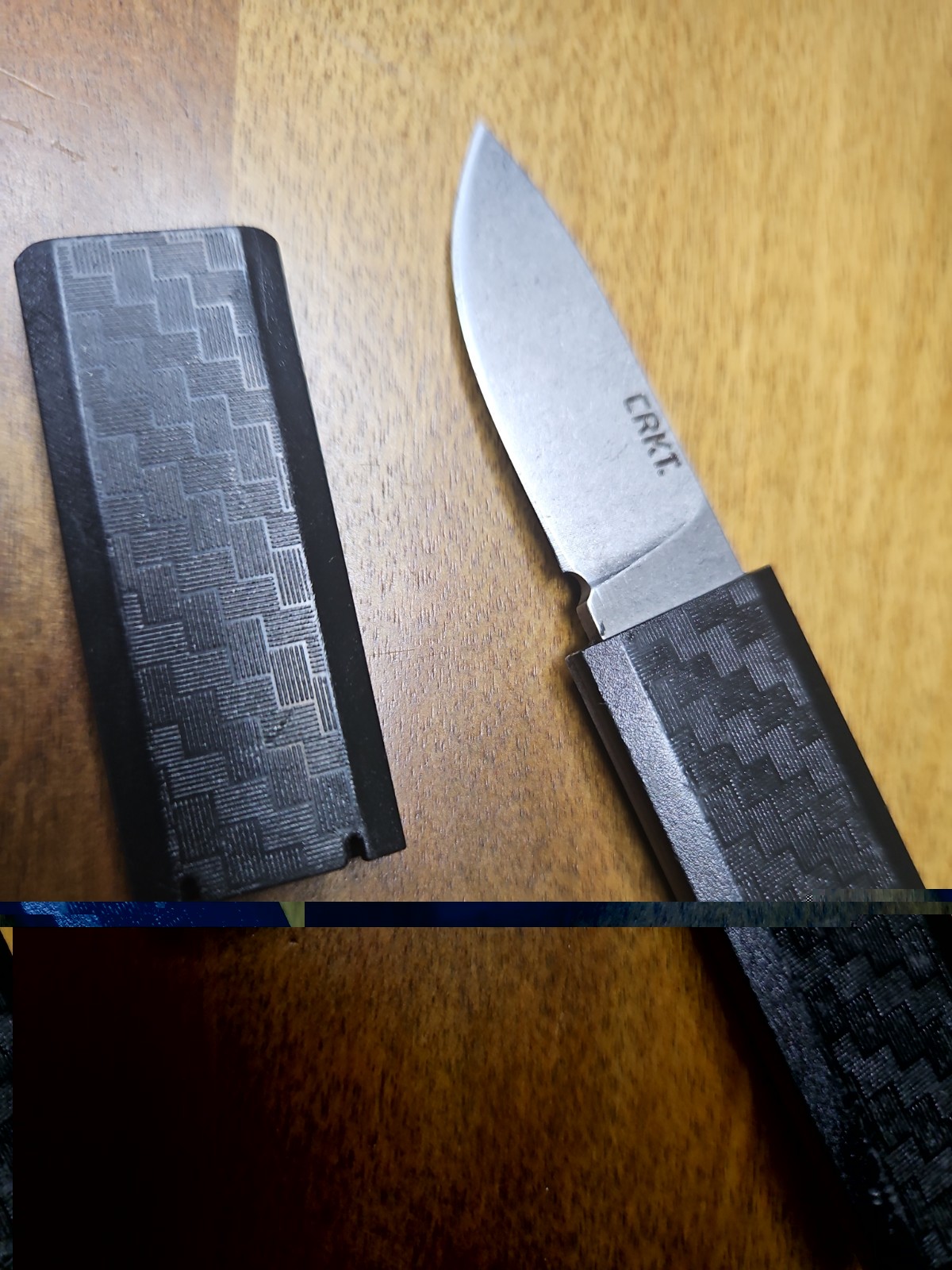 CRKT Scribe 2425 – EDC Small Pocket Fixed Blade Knife