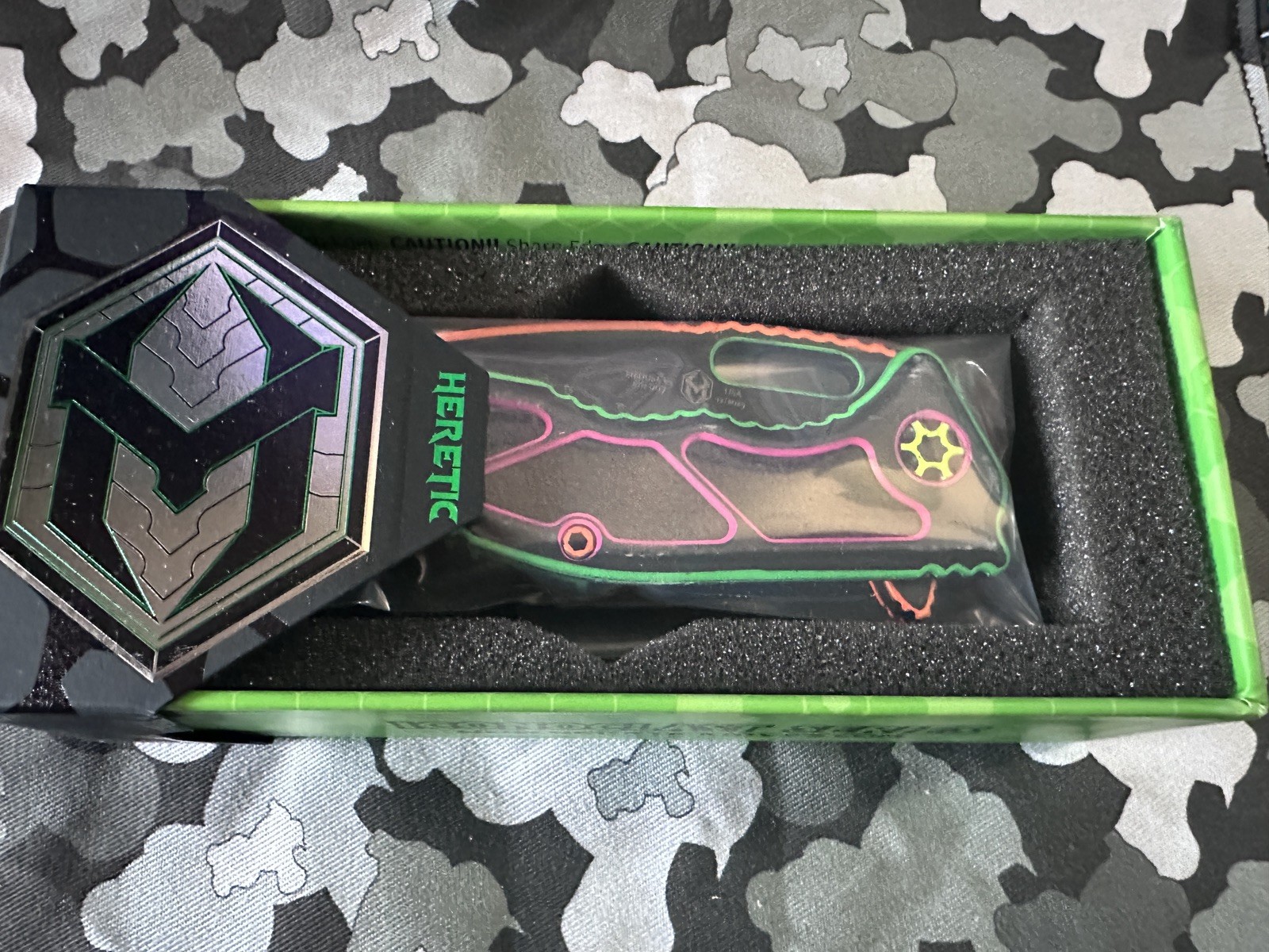 Heretic Medusa 80s Neon Cel-Shade Recurve BROP Exc. Limited Run! Sold Out! #007