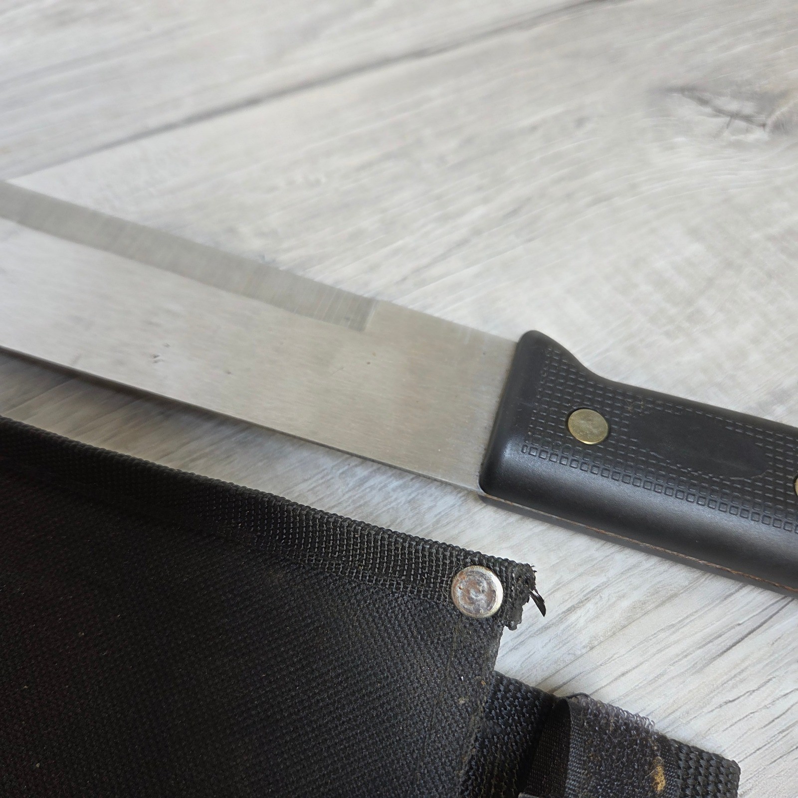 Stainless Steel Machete 18 Inch Curved Blade Black Handle with Nylon Sheath