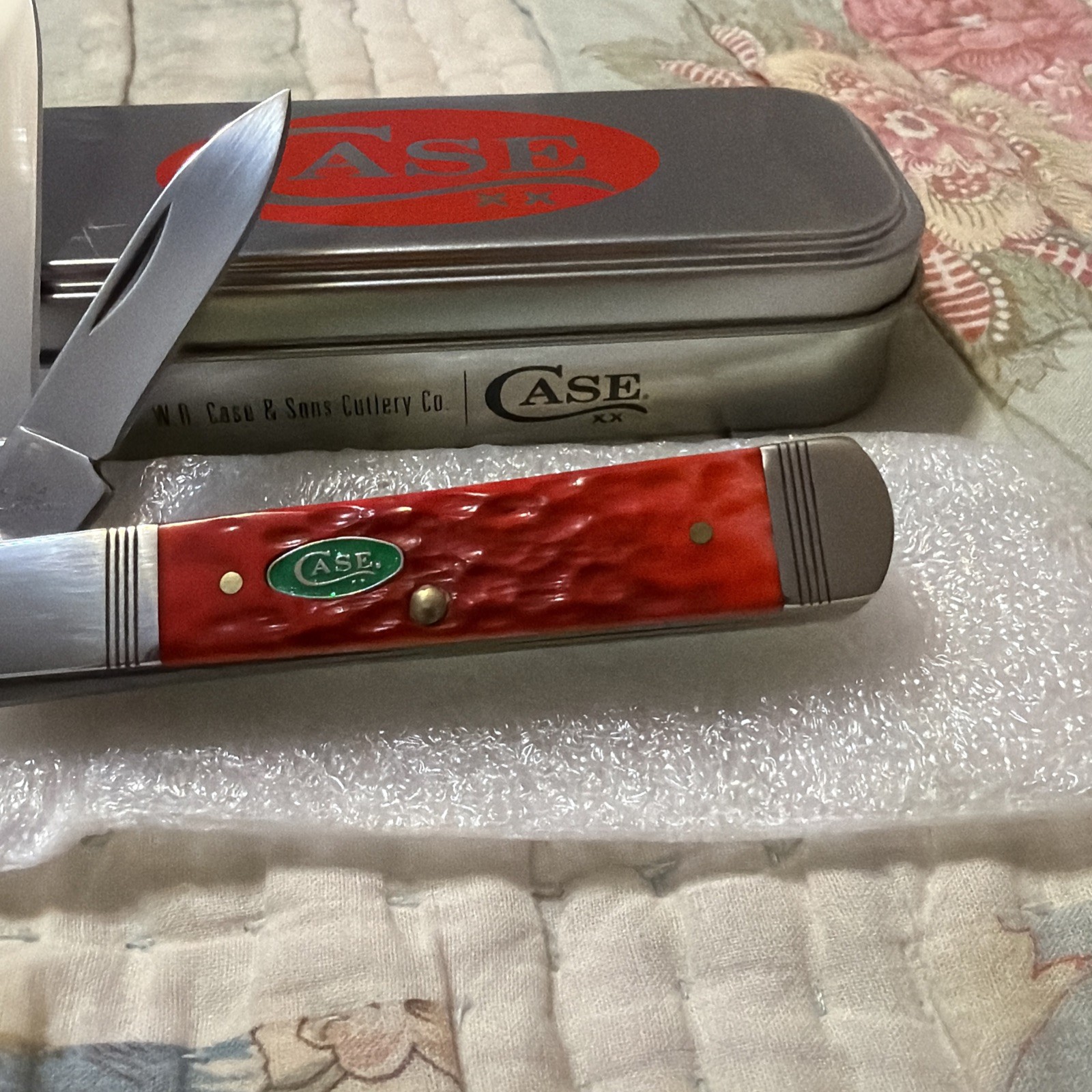 🔥🔥2024 Case XX Magicians Razor Green & Red Bone In Tin Opened 10933