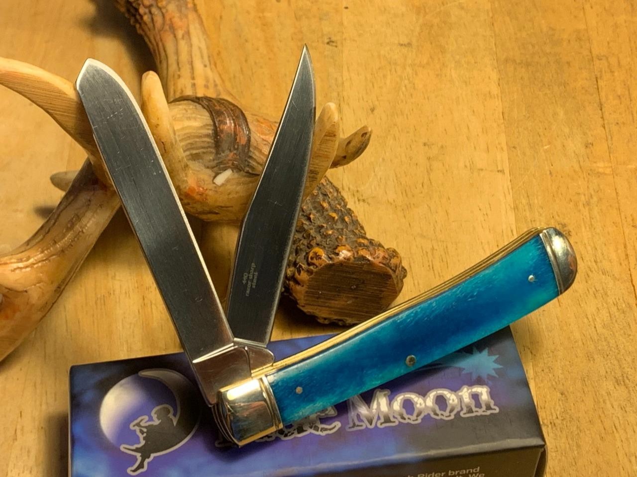 Rough Rider «Once in a Blue Moon» Series Trapper 4 1/8″ Pocket knife RR1194
