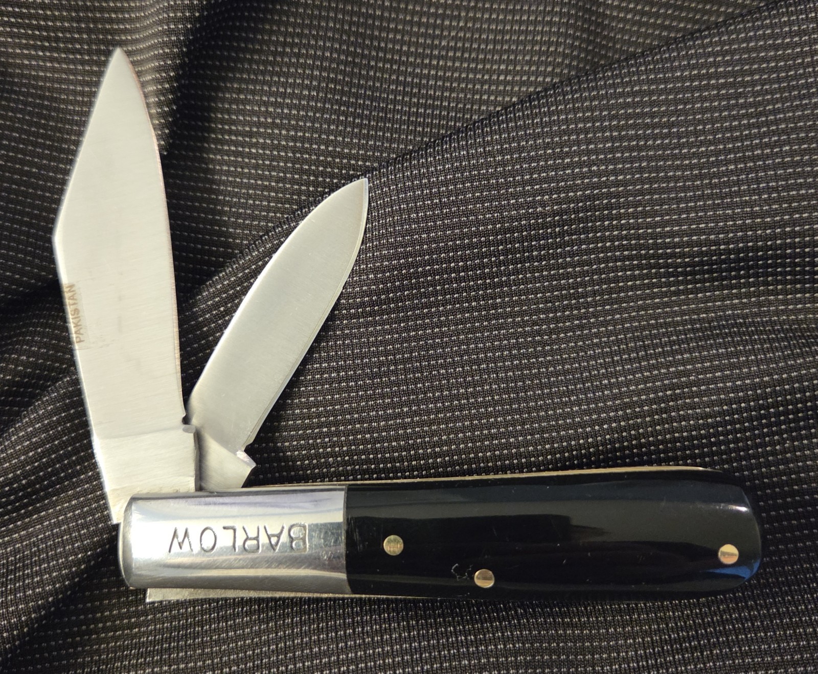 Black and Stainless Steel Classic Barlow Pocket Knife – Free Same Day Shipping!