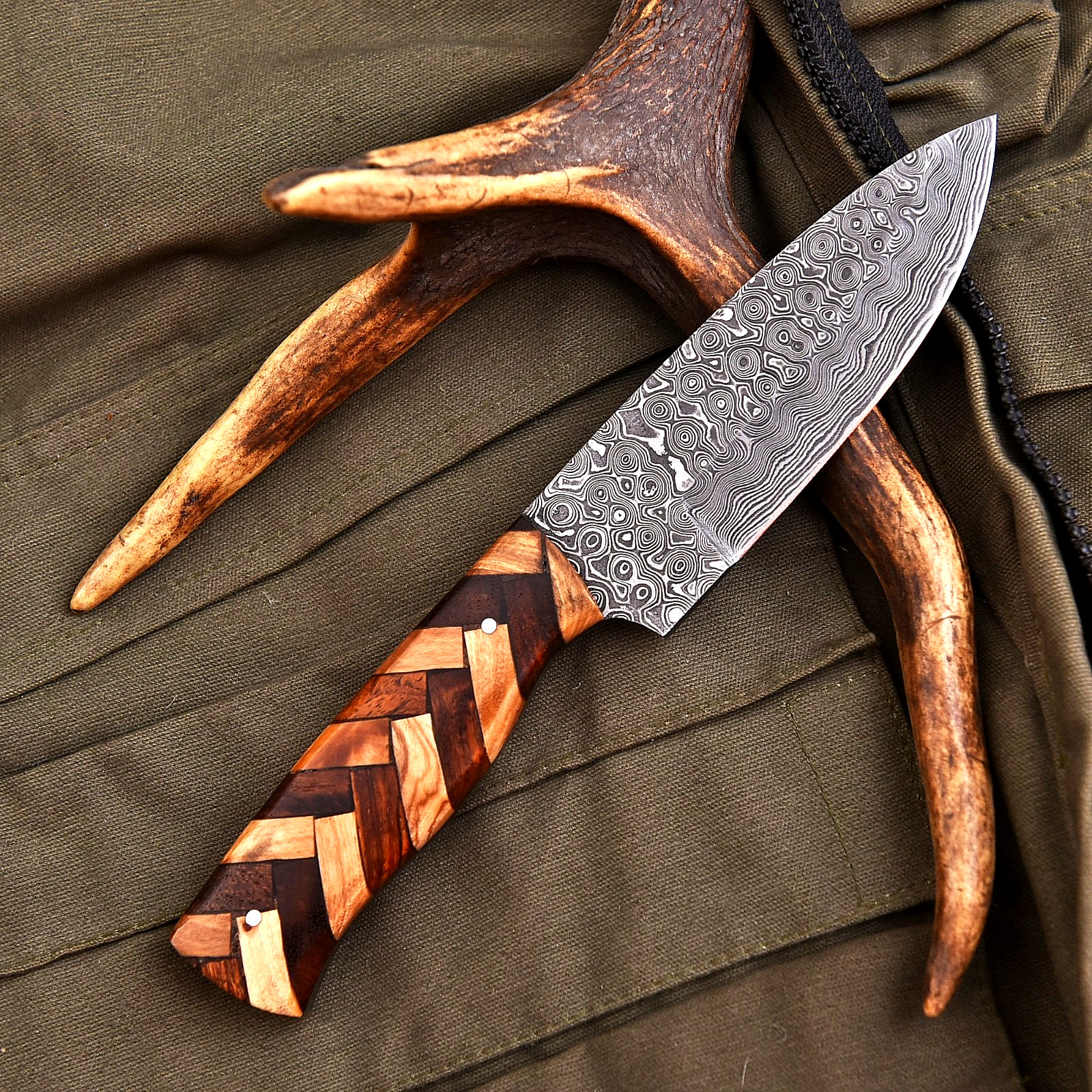 CUSTOM HAND MADE HUNTING KNIFE HAND FORGED DAMASCUS STEEL BLADE 2972