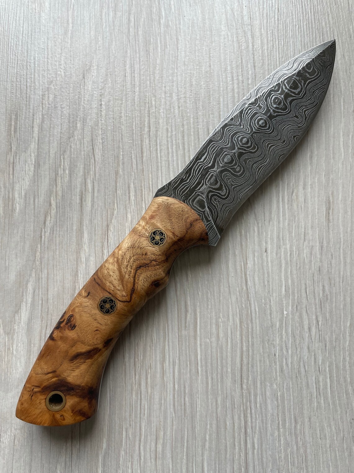 REAL DAMASCUS Outdoor Knife – Olive Wood Handle – 150 Layers – Blacksmith Made