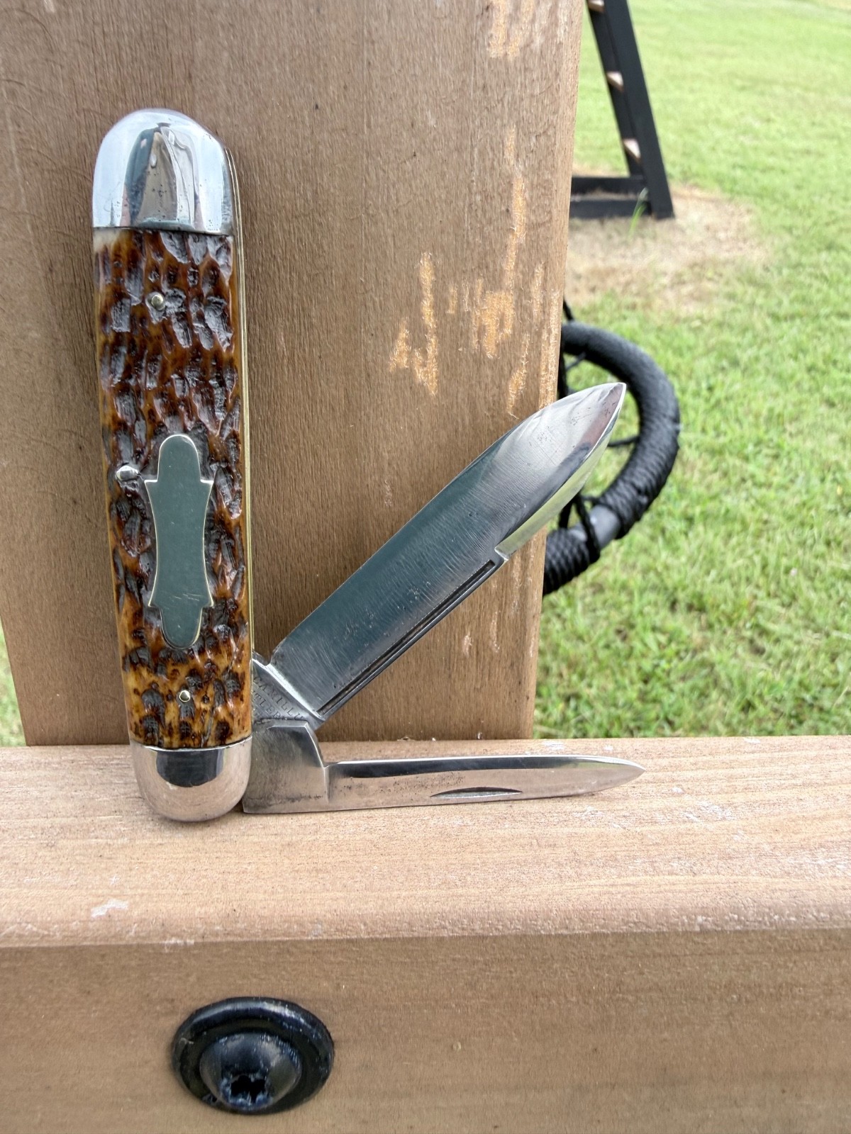 Camillus Cutlery Co Camillus N.Y. Two Bladed Spear Point Long Pull
