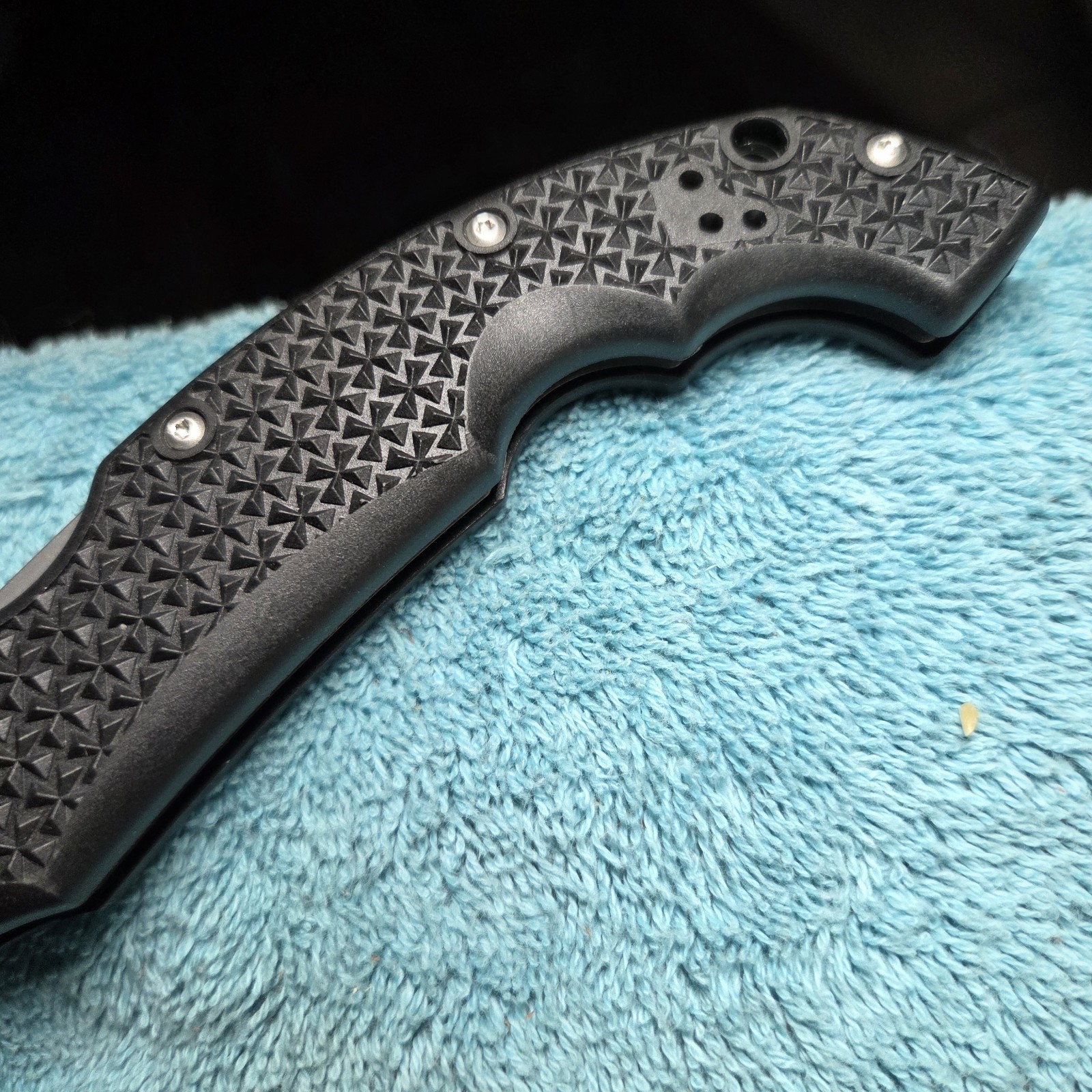 Cold Steel XL Voyager Folding Knife 5.5″ AUS-10A Steel Blade Griv-Ex Handle