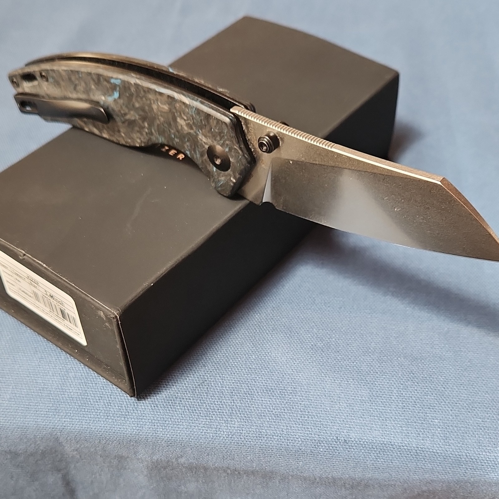 Kizer Towser K Elmax Plain Edge Blue Carbon Fiber Liner Lock Pocketknife