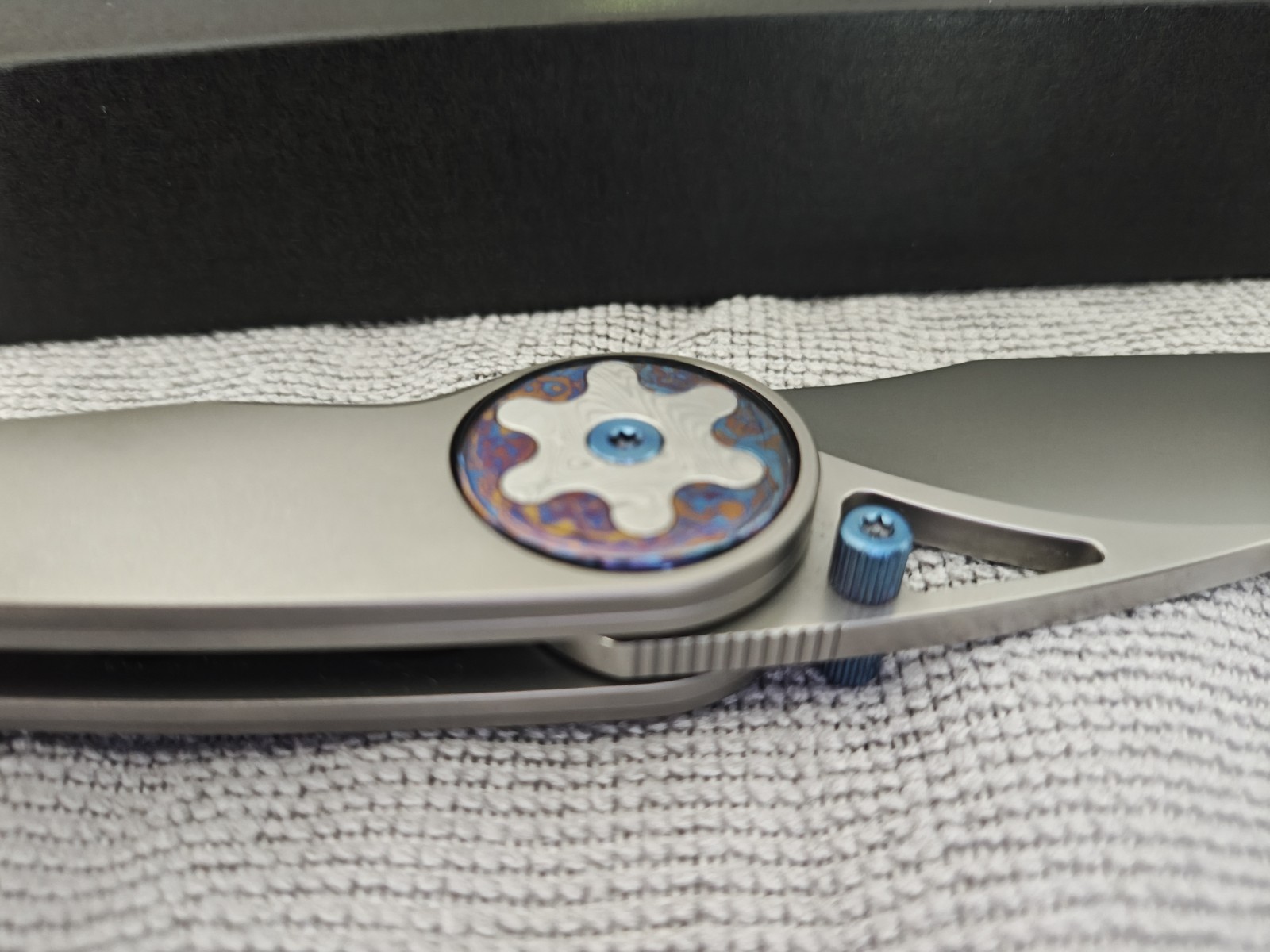 Ketuo Happy Hour M390 Titanium Pocket Knife with Mokuti Inlay