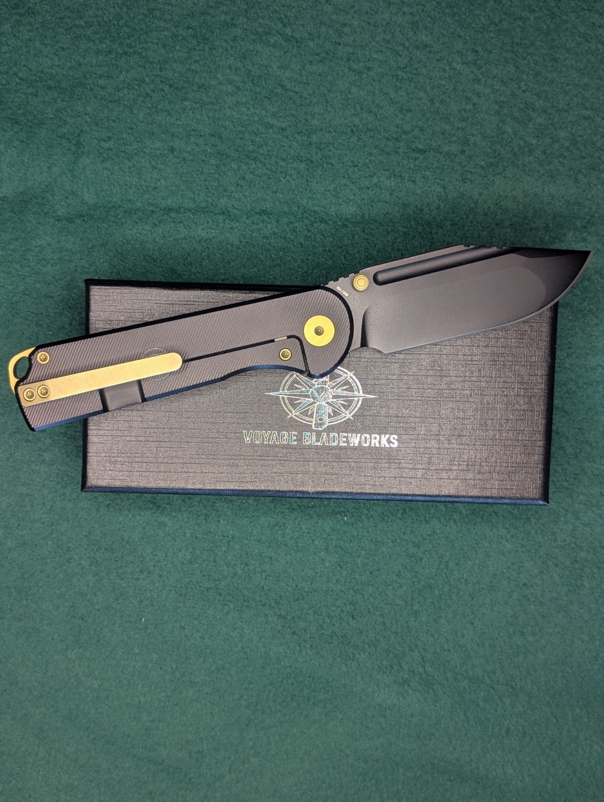 Voyage Bladeworks Avius Drop Point Shipwreck CamoCarbon Bladerunner Exclusive