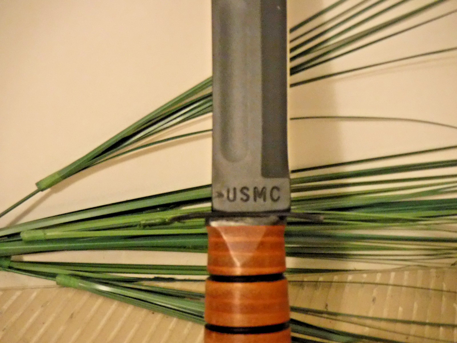 Vietnam Commemorative KA-BAR USMC Fighting Knife in original box 1217.
