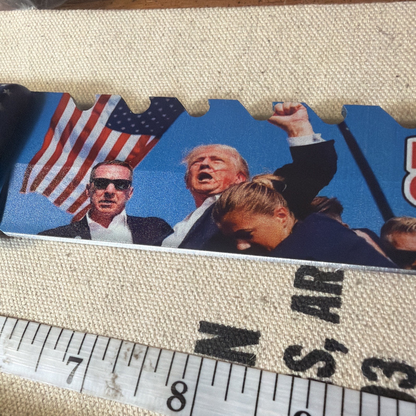 Donald Trump President of the United States hunting/survival knife new w/ sheath