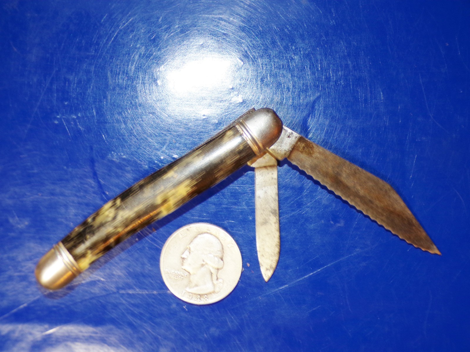 Vintage Imperial U.S.A. Pocketknife w/Embossed Longhorn on Front Scale