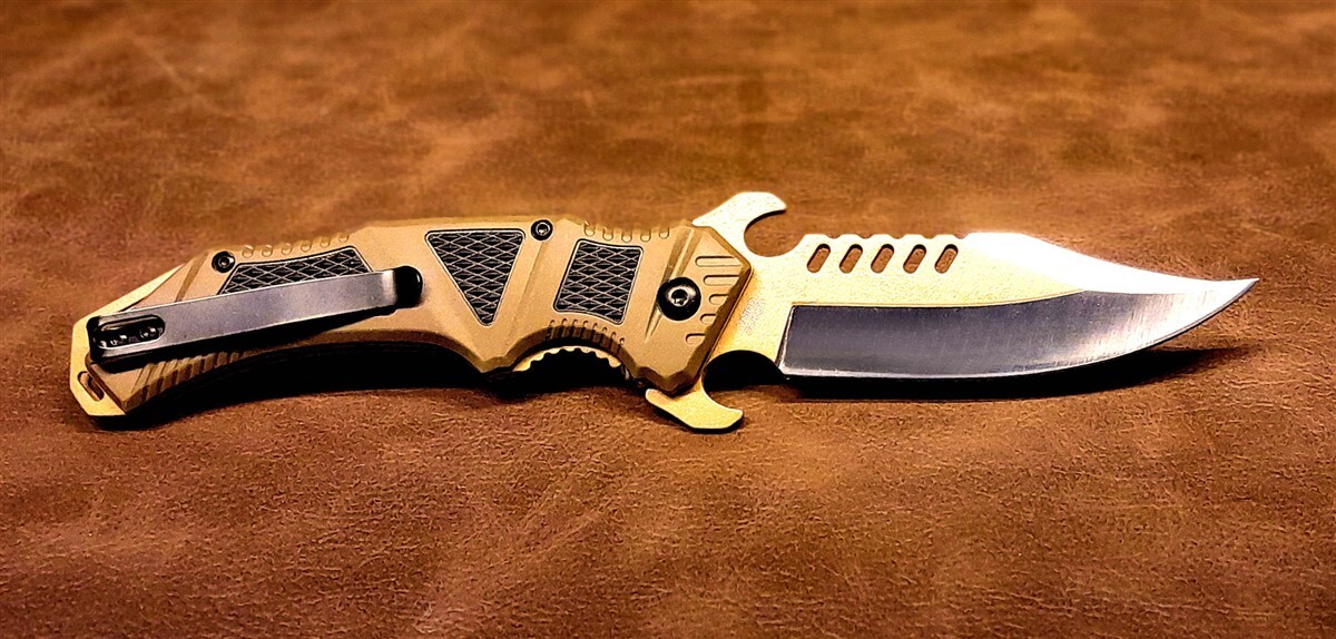 Licensed USMC Desert Ops Assisted Opening 3Cr13 Steel Pocket Knife w/Clip