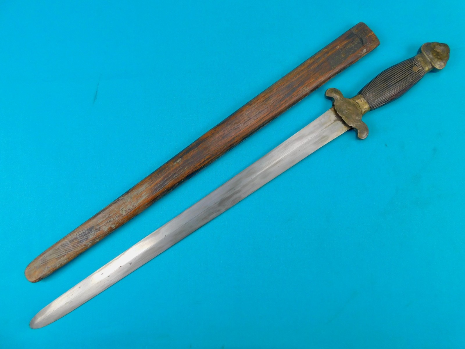 Antique Old 19 Century Chinese China Short Sword w/ Scabbard