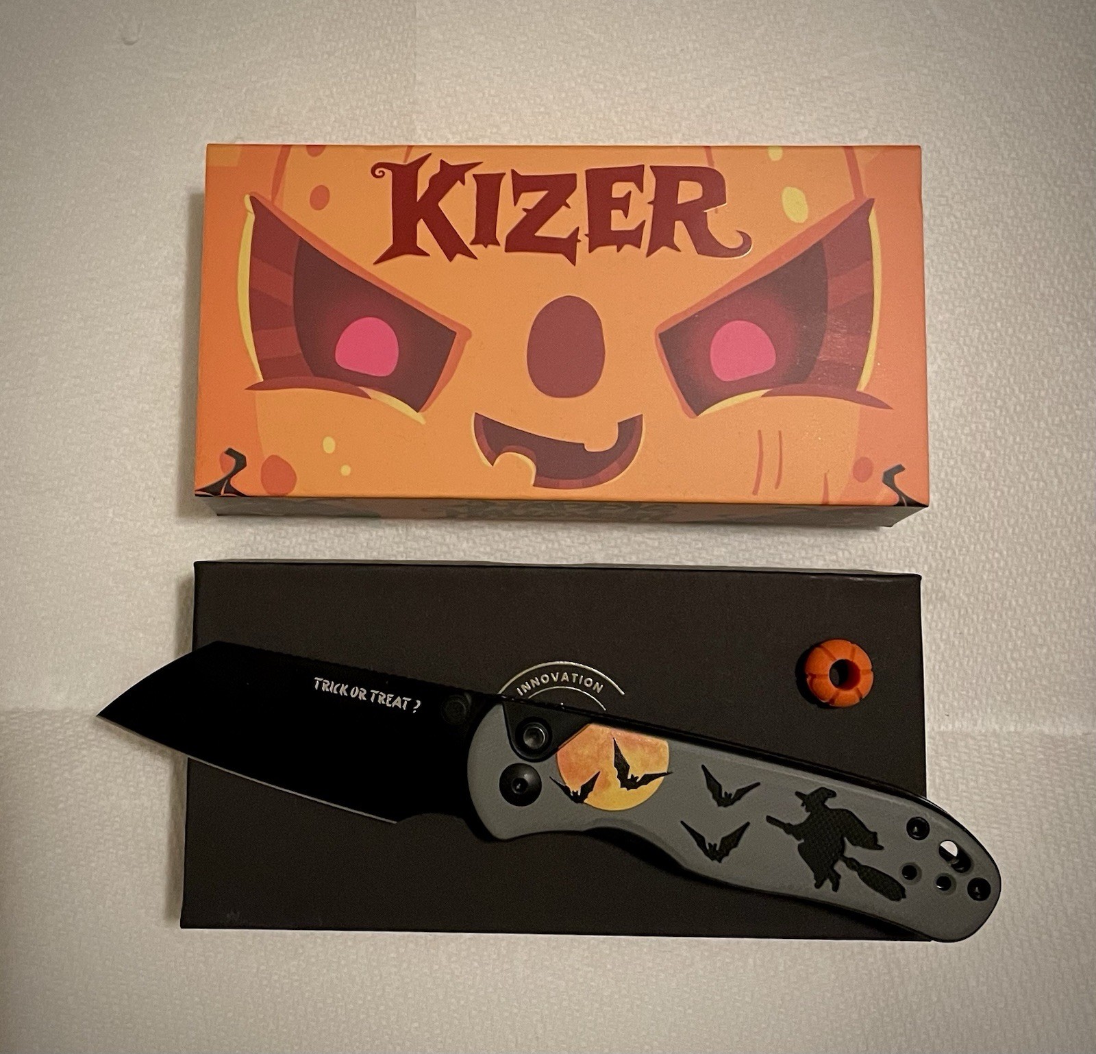 *NEW — LIMITED EDITION 2025 HALLOWEEN Kizer Drop Bear 2 Pocket Knife, FREE BEAD*