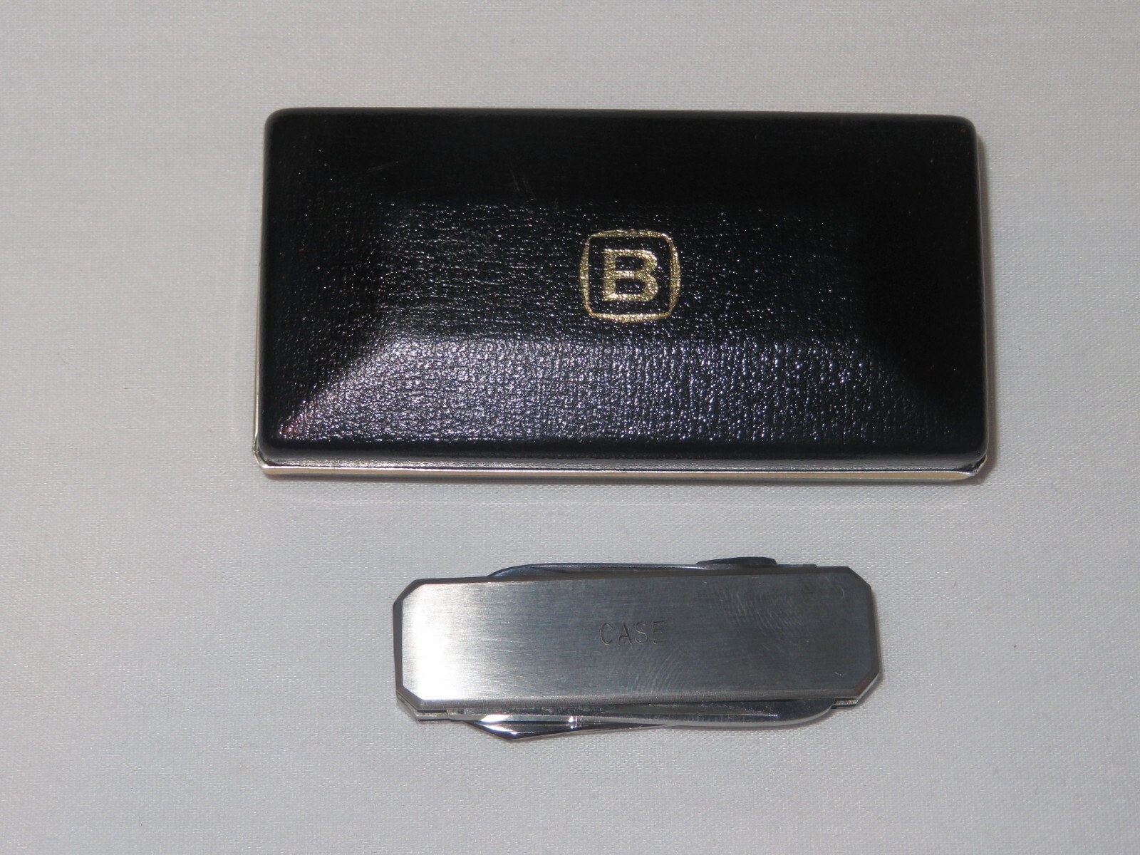 CASE IH Tractor Branded Barlow Advertising Pocket Knife / Tool