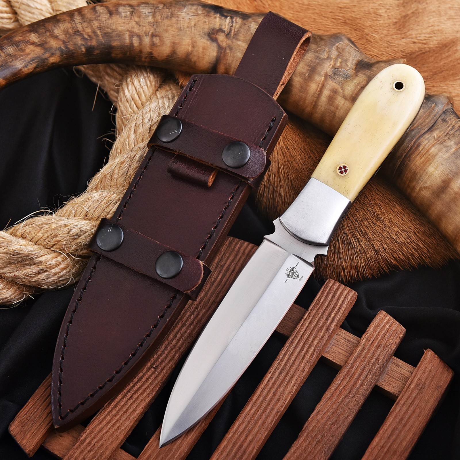 Handmade D2 Custom Camel Bone Dagger Camping Sport EDC Knife w/Sheath