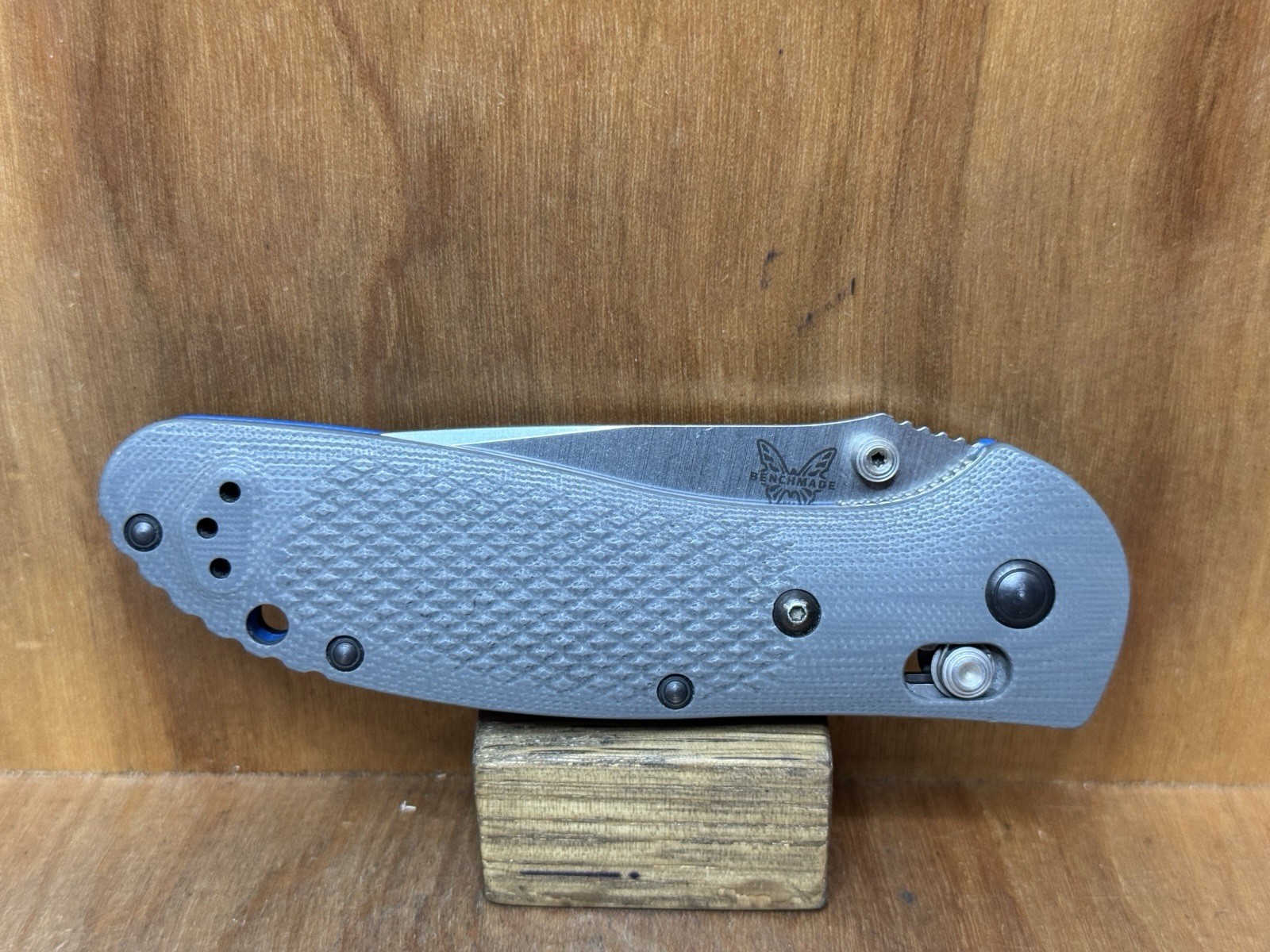 RARE Benchmade 551-1 Griptilian 20CV Plain Blade G10 Gray/Blue USA EXCELLENT!