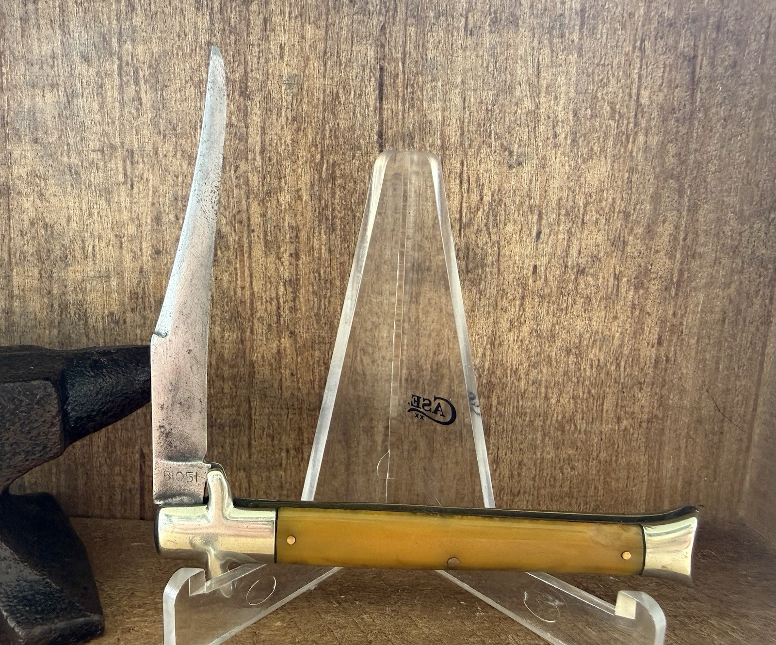 W.R. Case & Sons B1051 Fishtail Bow Tie Knife 1905-1914 Yellow Antique Rare