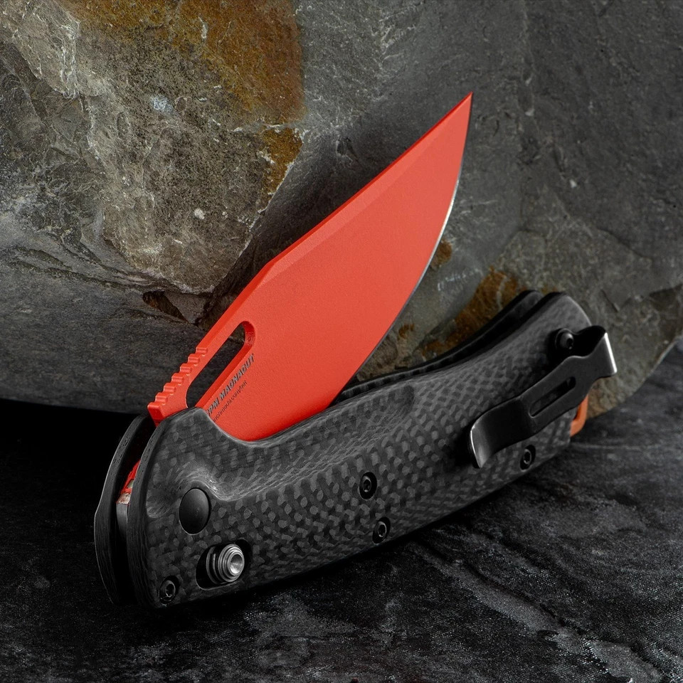 Benchmade 15535OR-1 Taggedout Hunting Knife Folding Blade Magnacut Carbon Fiber