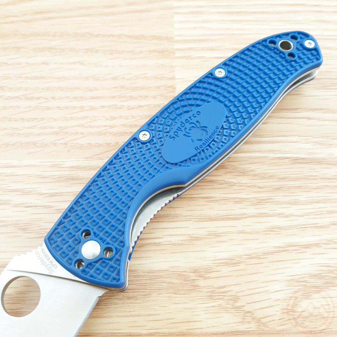 Spyderco Resilience Folding Knife 4.20″ CPM S35VN Steel Blade Blue FRN Handle