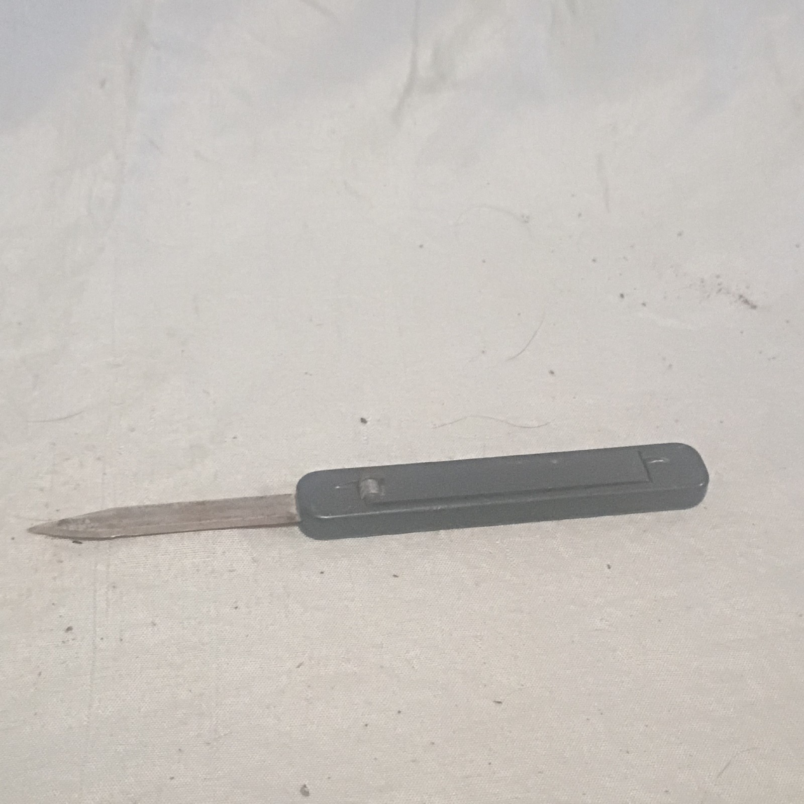H. I. USA Pocketknife Black Metal Handle Plain Blade Manual Under 2.75in.