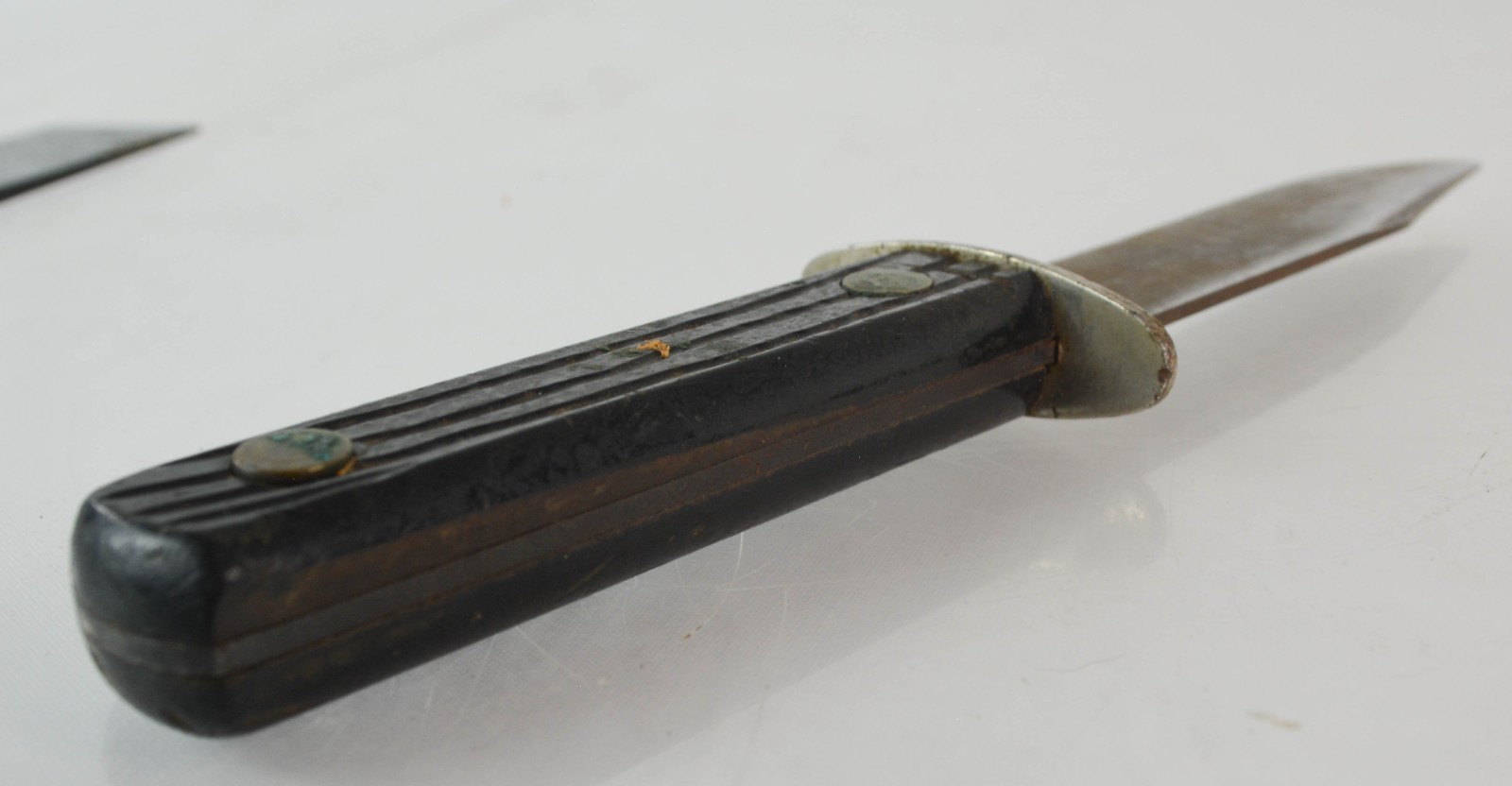 UNBRANDED Hunting Knife with Leather Sheath (Vintage yes / Antique not yet)