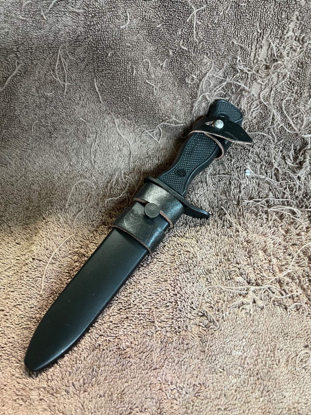 GERMAN ARMY COMBAT KNIFE