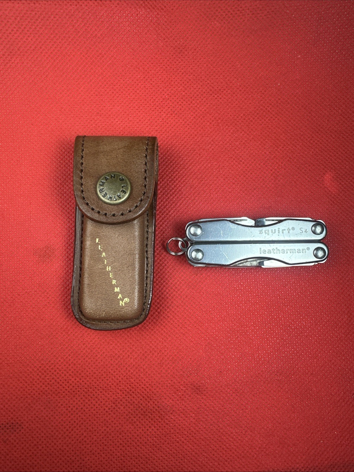 Retired GRAY Leatherman Squirt S4 Multi-Tool + New Heritage Pouch, great EDC!