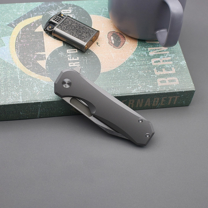 Ameight Knives Preyert II Folding Knife 3.75″ M390 Steel Blade Titanium Handle