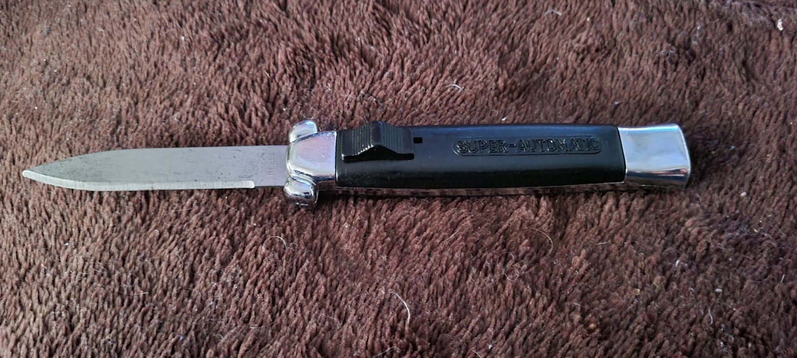 Vintage Super-Automatic Manual D/A Pocket Knife Stainless From Bell Black Handle