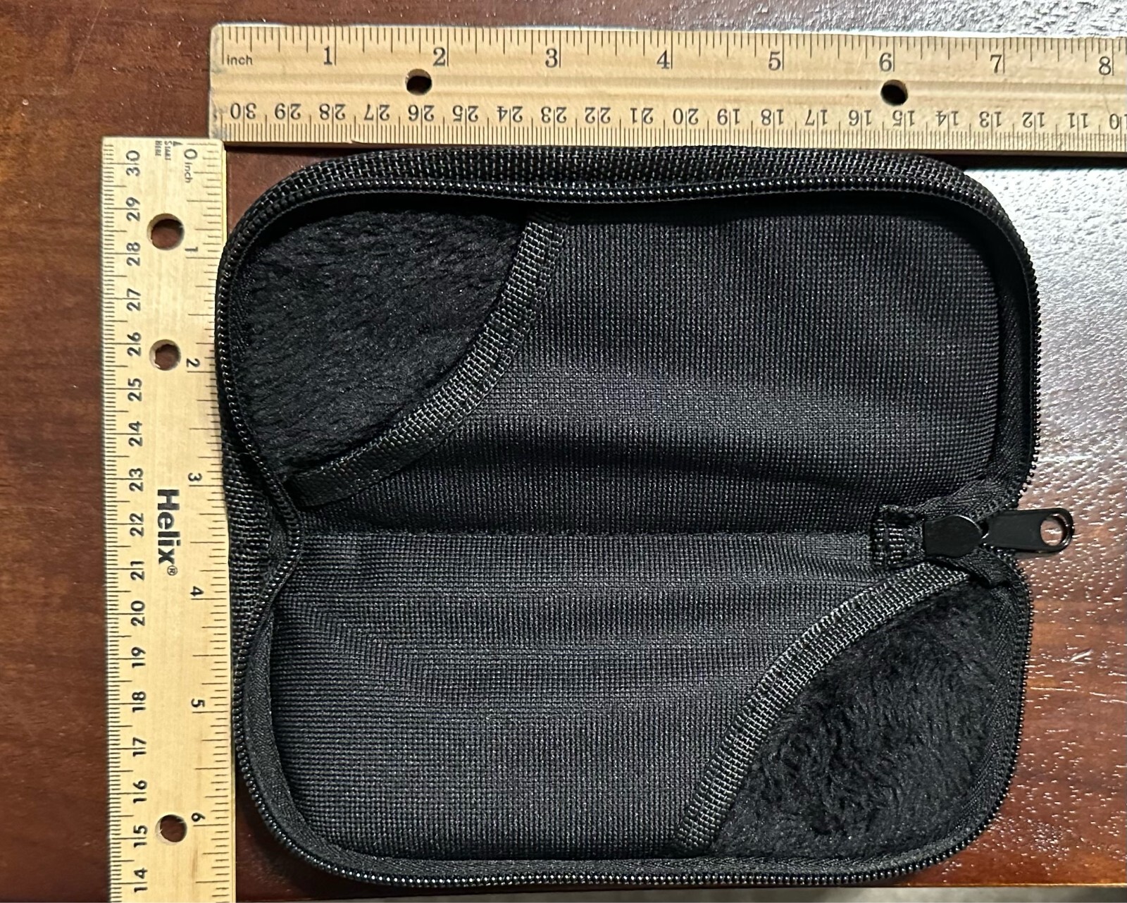 Knife Storage Case Zippered Clamshell Pouch – Holds 2 Pocket Knives up to 5.5″