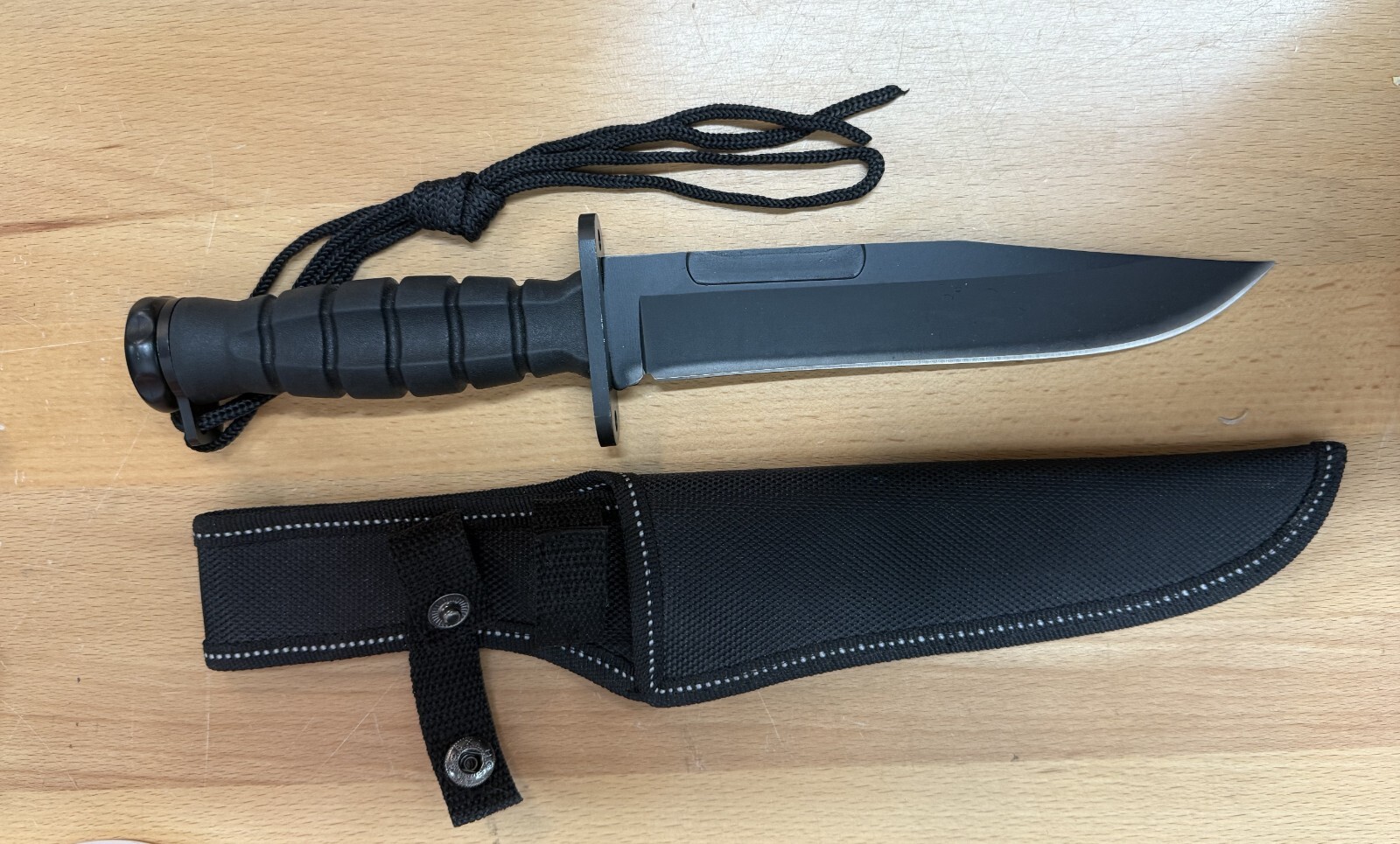 Cuchillo Combat with Nylon Sheath
