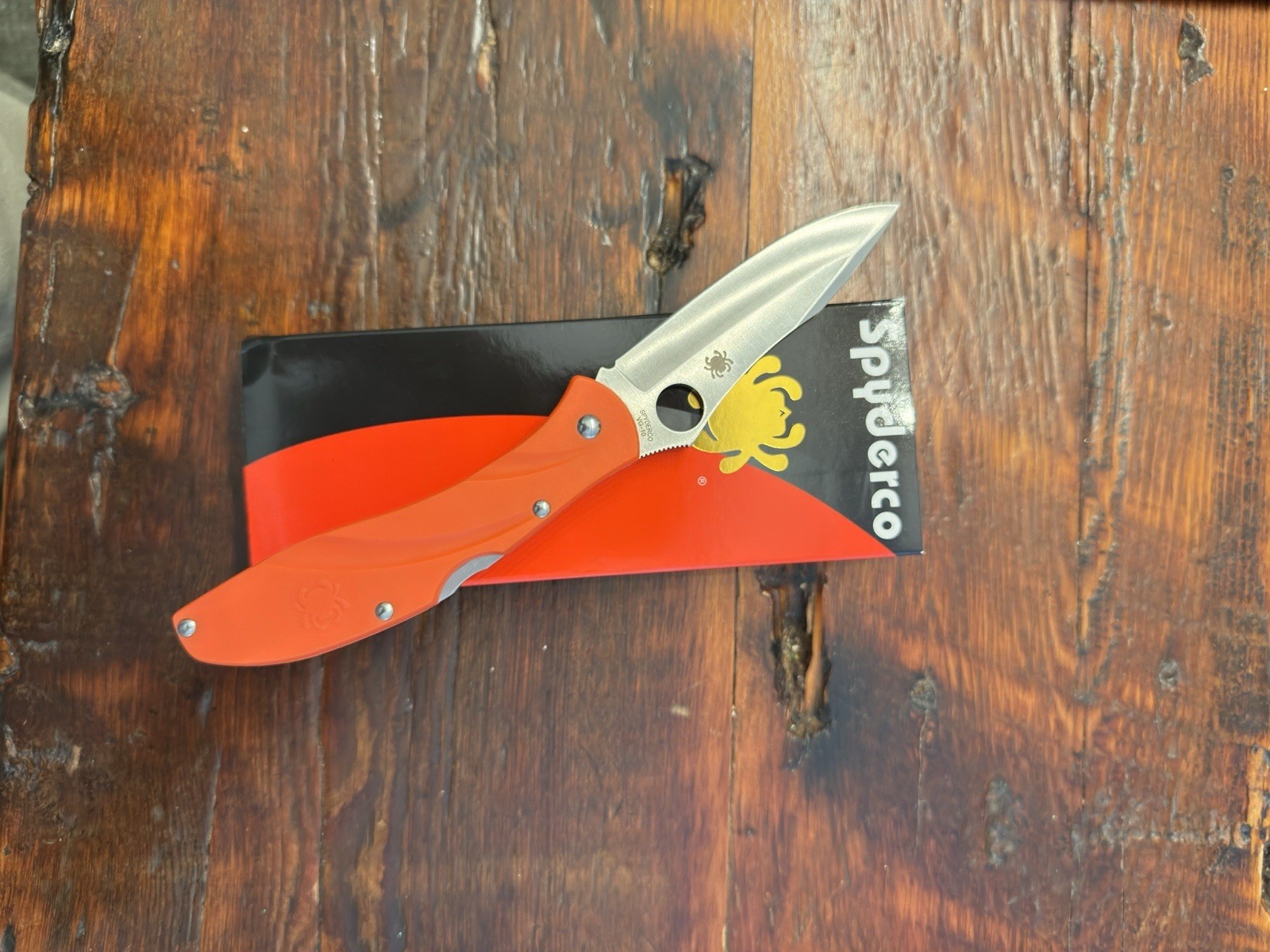 Spyderco Para 3 Lightweight Everyday Carry.
