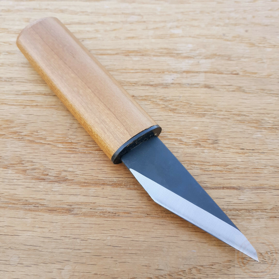 Kanetsune Kiridashi Fixed Knife 2.75″ SK5 Carbon Steel Blade Cherry Wood Handle