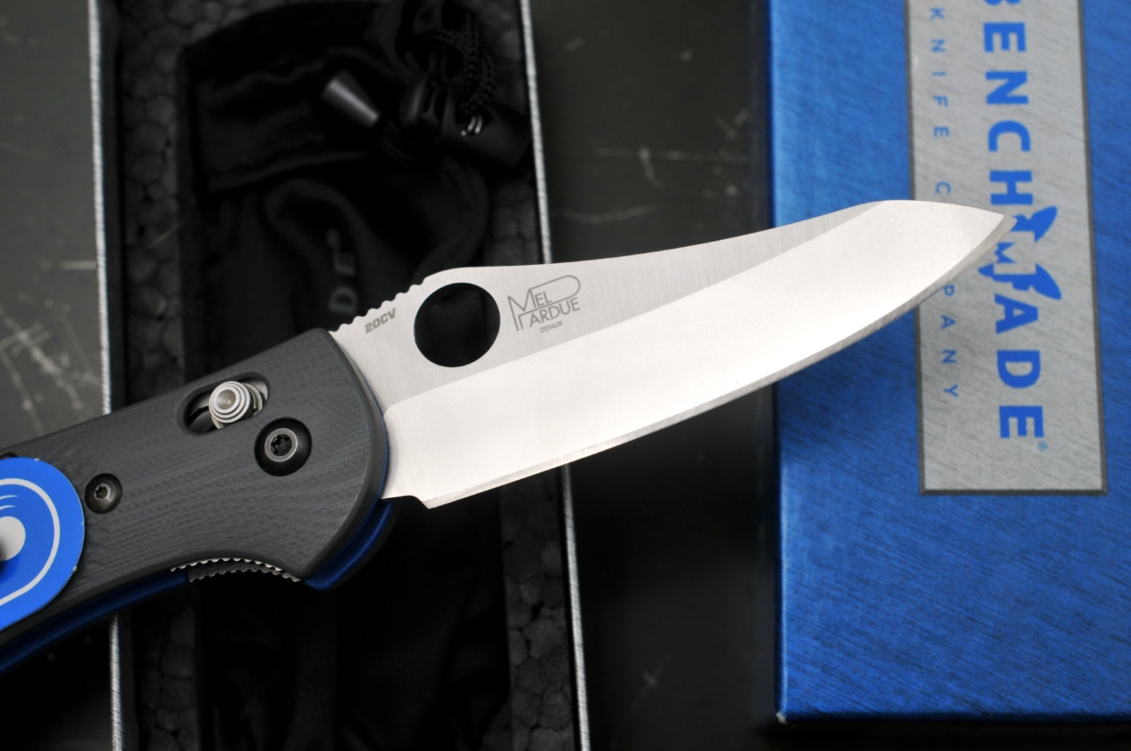 Benchmade 550-1 Griptilian 20CV Sheepsfoot Gray + Blue G10 , Rare / Discontinued