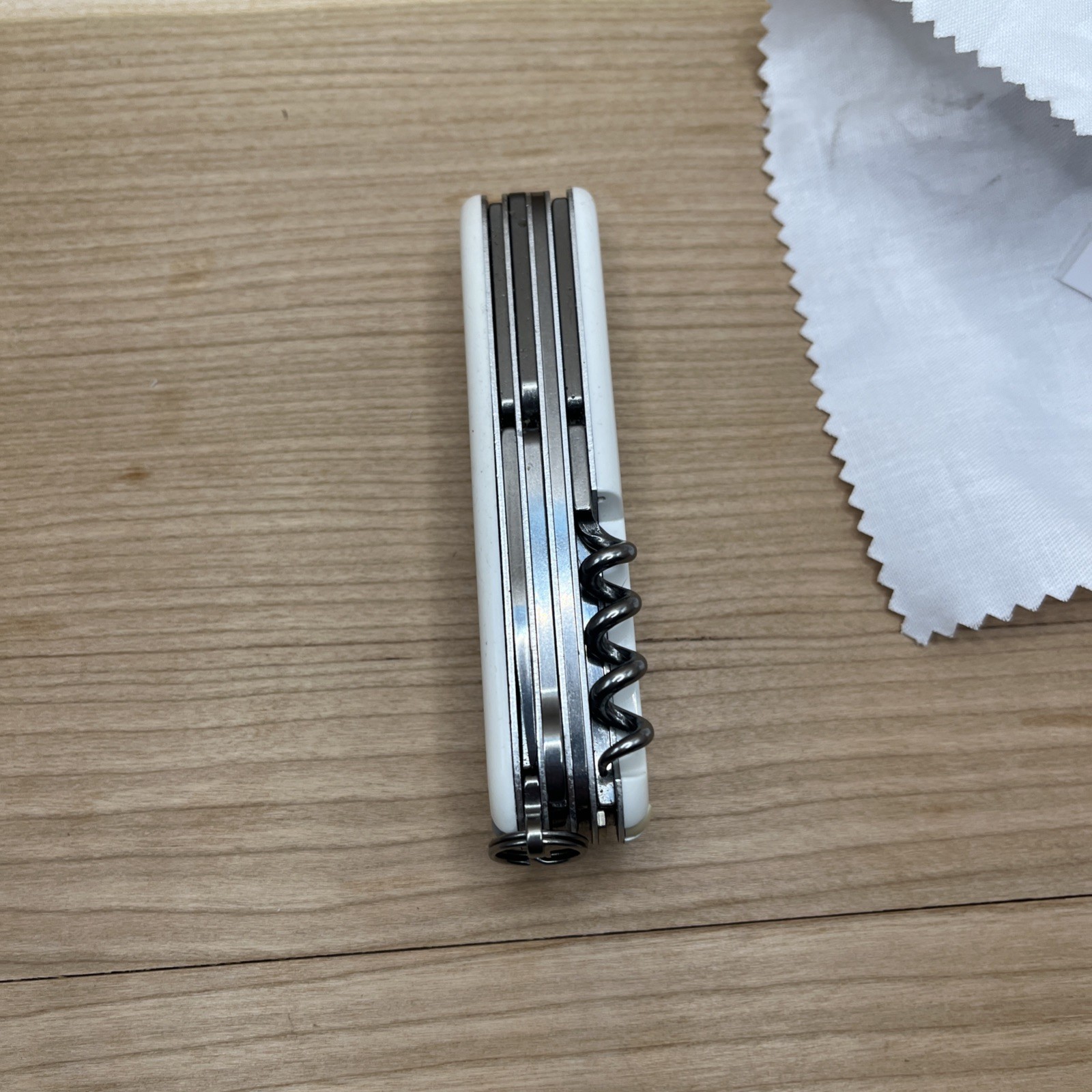 White Victorinox Swiss Army Huntsman Knife Multi Tool! US Seller Combined Ship