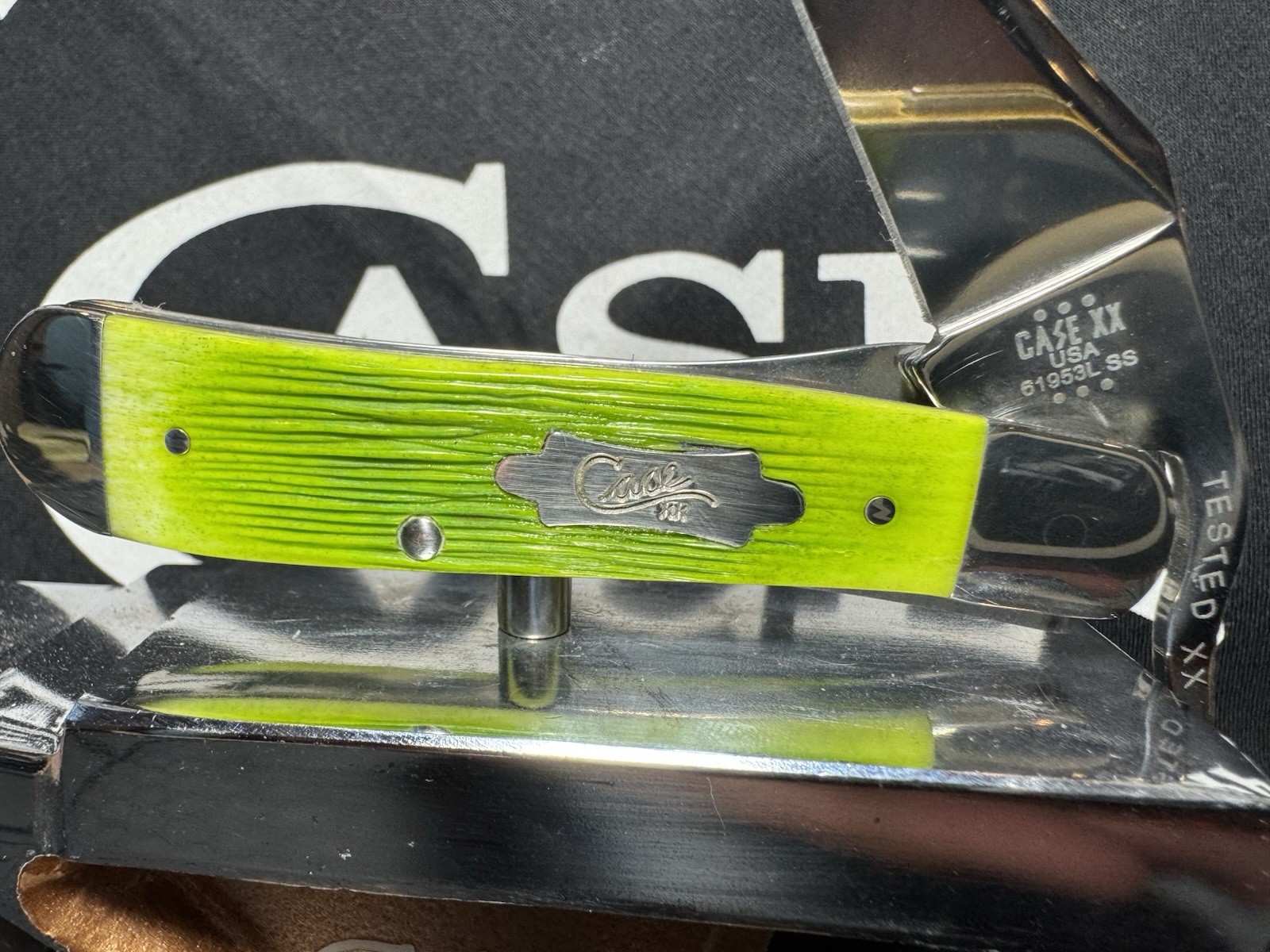 🔥Case XX Lime Green Bone Barnboard Jig Russlock No. 61043 NIB 2024