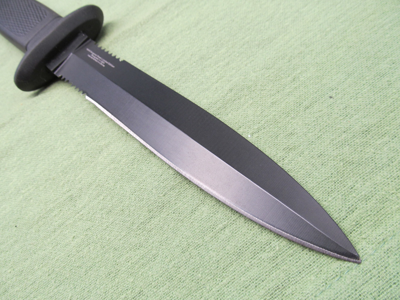 Takedown Branded 10″ Long Spear Point Fixed Blade Knife w/Rubber Handle & Sheath