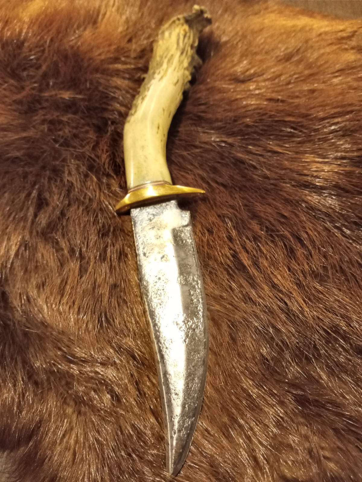 Handmade Whitetail Deer Antler Handled Knife Forged Brass Guard Hunting Bowie
