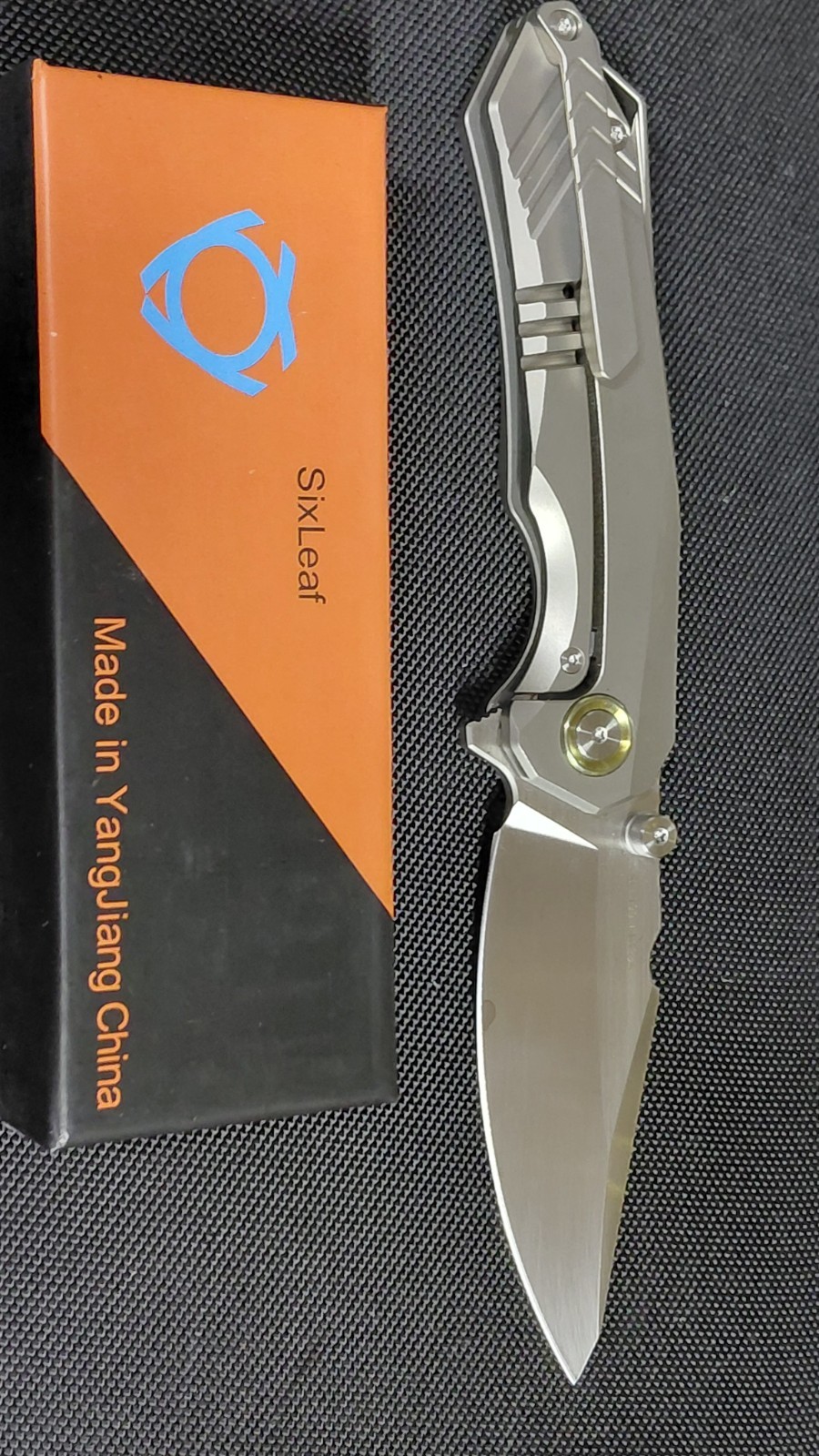 SixLeaf Folding Knife Gray/Blue Titanium/TiDamascus Handle 14C28N SL-100-Tima