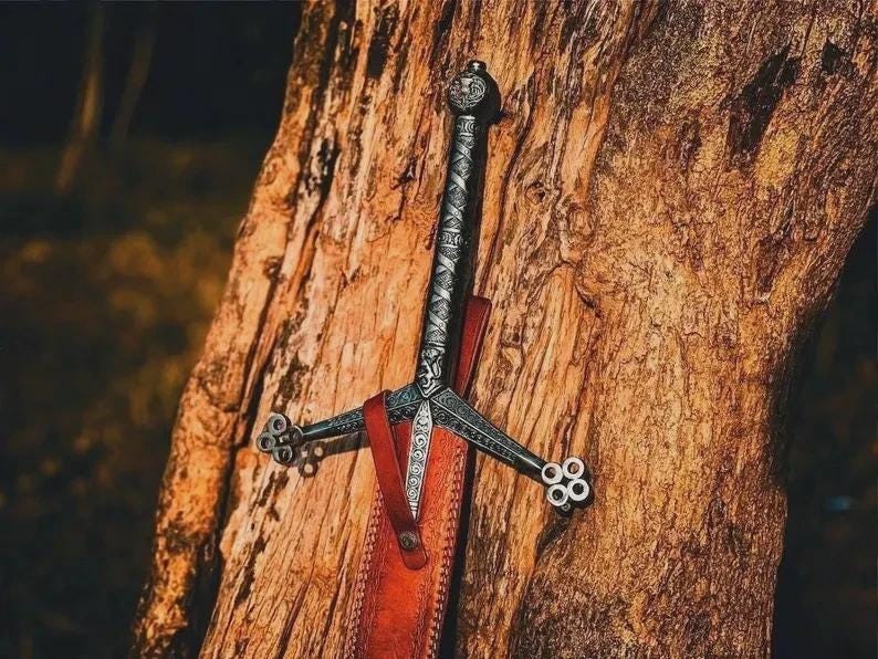Custom Handmade Damascus Steel Blade Survival Viking Sword Hunting Sword Camping