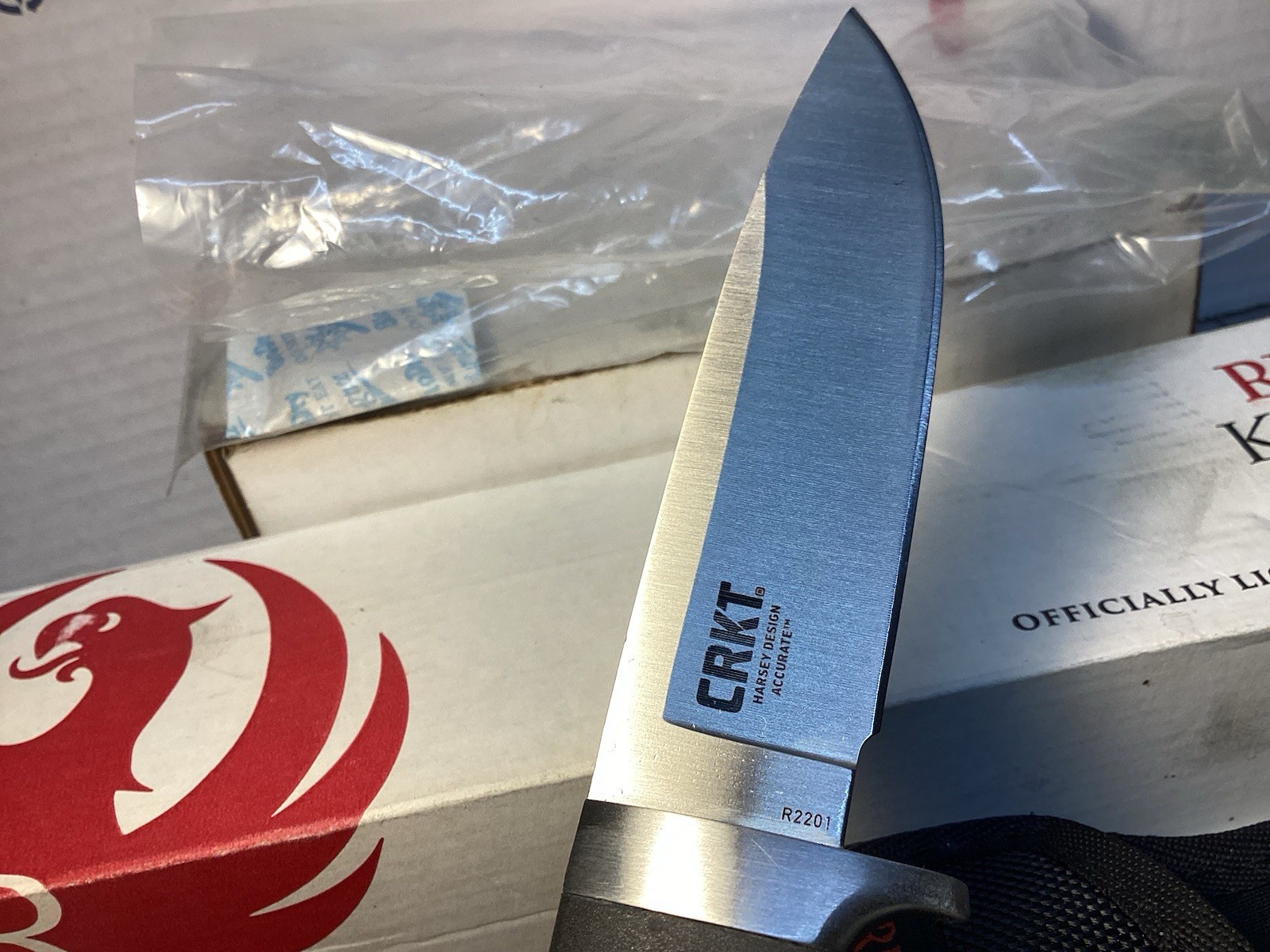 Ruger Accurate CRKT Fixed Blade Hunting Knife R2201 Harsey Design. NOS IN BOX