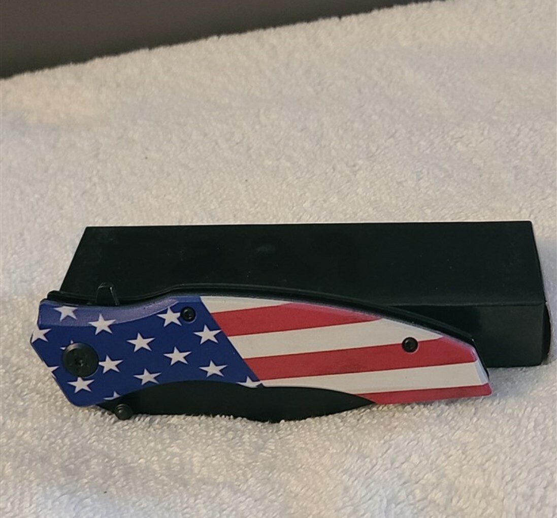 AMERICAN FLAG USA UNITED STATES SPRING ASSISTED KNIFE WITH BELT CLIP
