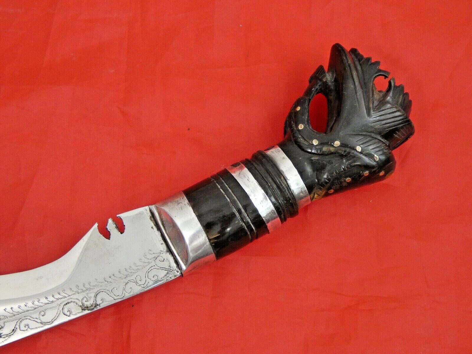 EXCEPTIONAL QUALITY ANTIQUE SILVER MOUNTED KUKRI DAGGER NEPAL INDIA Gurgha Sword