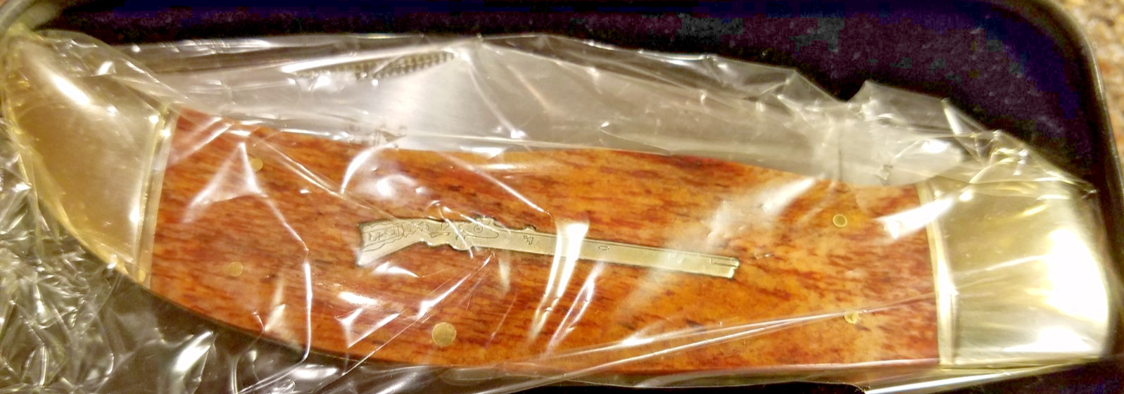Rough Rider Long Rifle Set of Ten Knives, NEW Mint, Decorative Tins,Vintage 2008