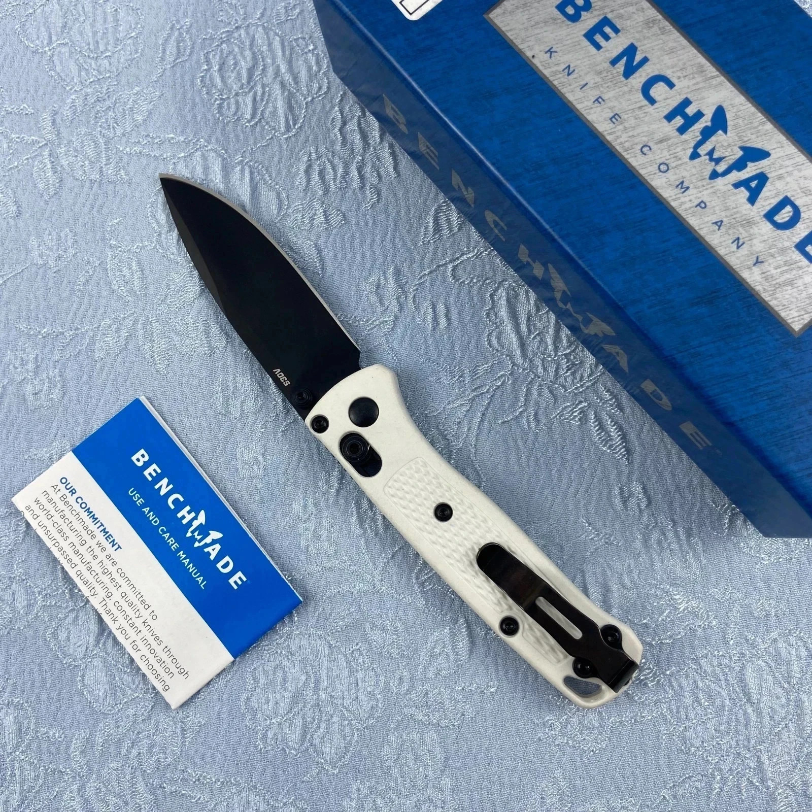 Benchmade 533BK-1 Mini Bugout Folding Knife White Grivory Handle S30V Blade USA