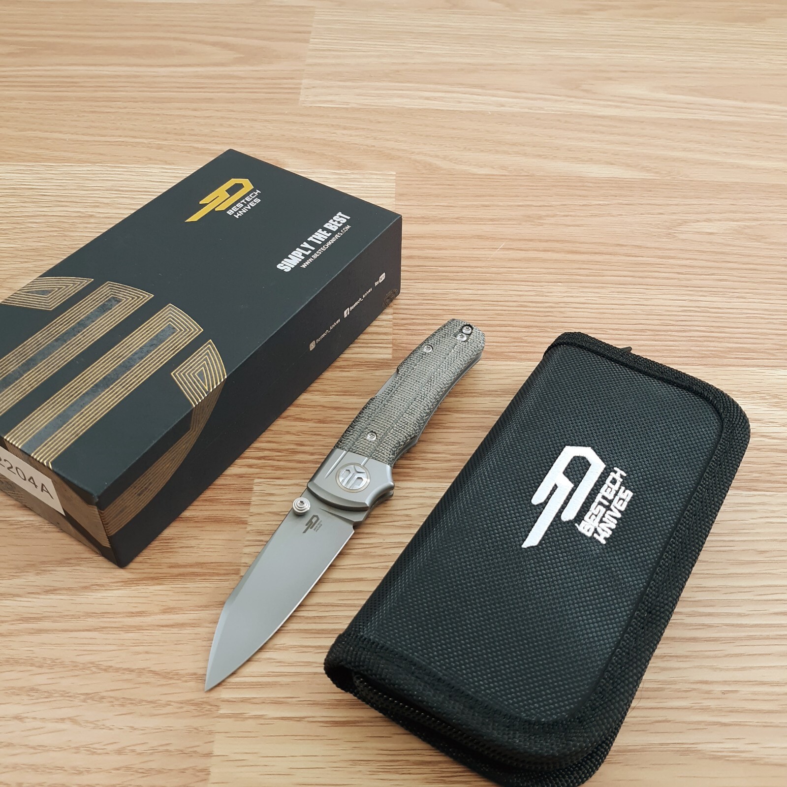 Bestech Knives Tonic Inset Folding Knife 2.88″ M390 Steel Blade Titanium/Micarta